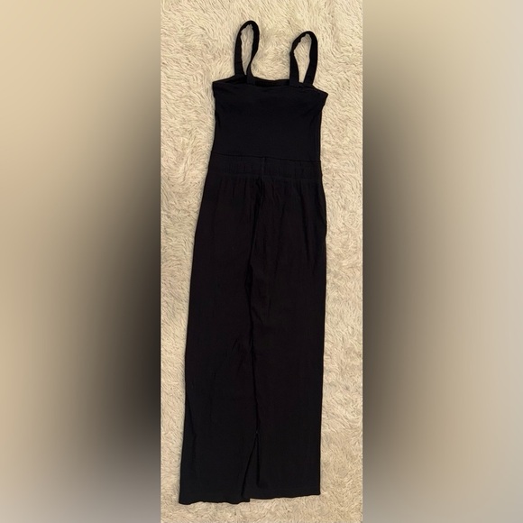 NEW Vuori Pose Scoop Tank sleeveless black ribbed Jumpsuit sz L - Picture 6 of 8